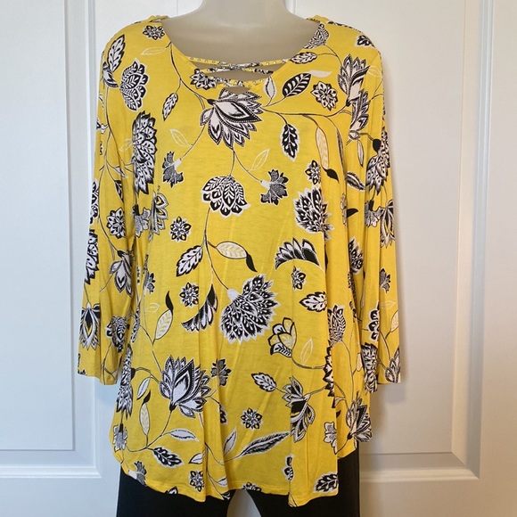 Ruby Rd Yellow Tunic - Picture 2 of 11